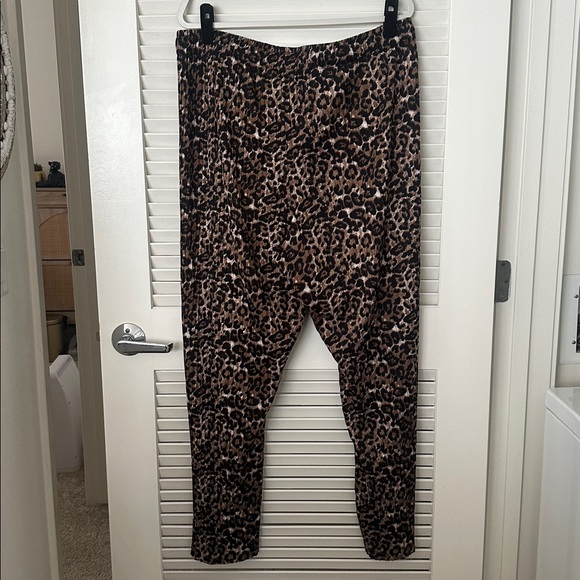 Leopard Print Women's Pants - Picture 4 of 4